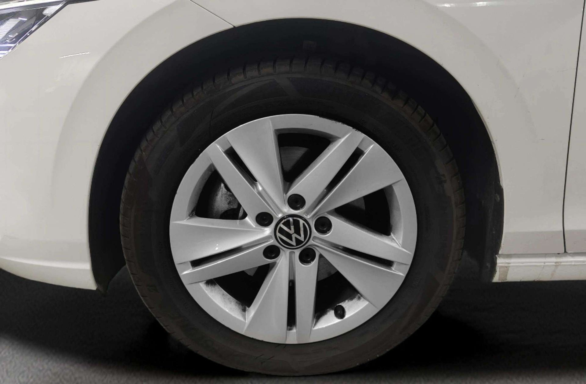 Volkswagen Golf 2.0 TDI - foto 32