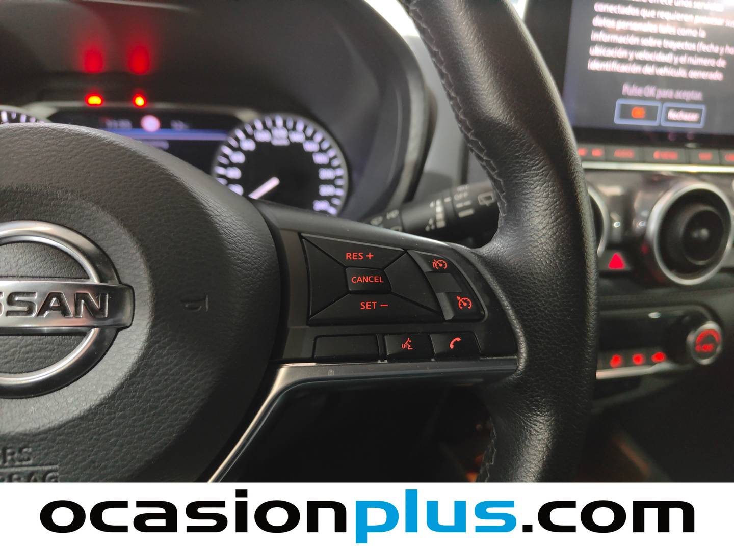 Foto Nissan JUKE Nissan Juke DIG-T N-Connecta 4x2 (114 CV)