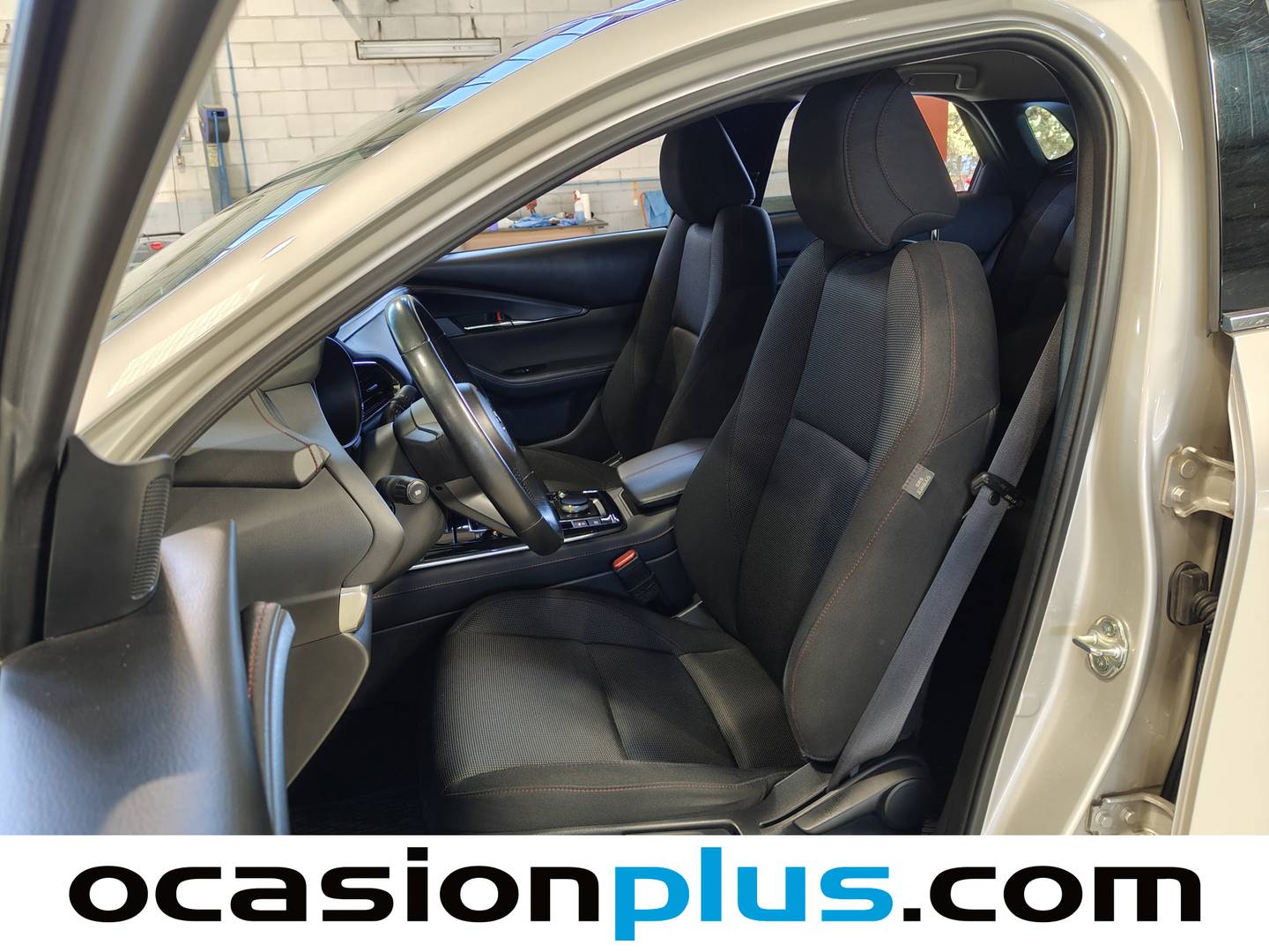 Foto Mazda CX-30 Mazda CX-30 2.0 e-SKYACTIV-G Homura 2WD AT (150 CV)