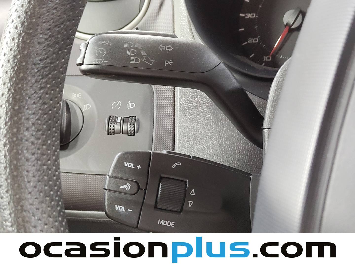Extras y acabados del Seat Ibiza Seat Ibiza 1.2 12v Copa Reference (70 CV)