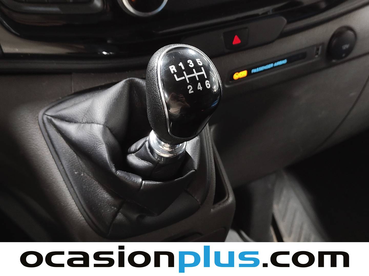 Ford Transit Custom Ford Transit Custom Kombi 2.0 TDCI 340 L2 Trail (130 CV) 8 Plazas de segunda mano