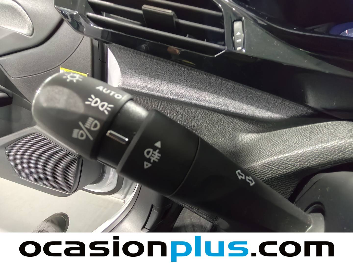 Foto Peugeot 308 Peugeot 308 BlueHDi 130 S&S Allure EAT8 (130 CV)