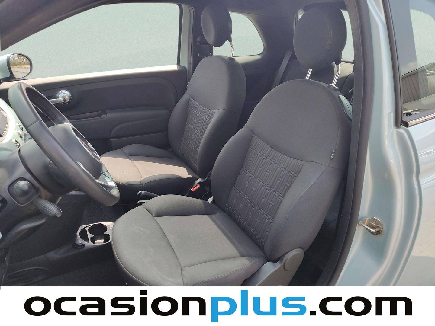 Foto asientos delanteros Fiat 500 Fiat 500 1.0 Hybrid Dolcevita (70 CV)