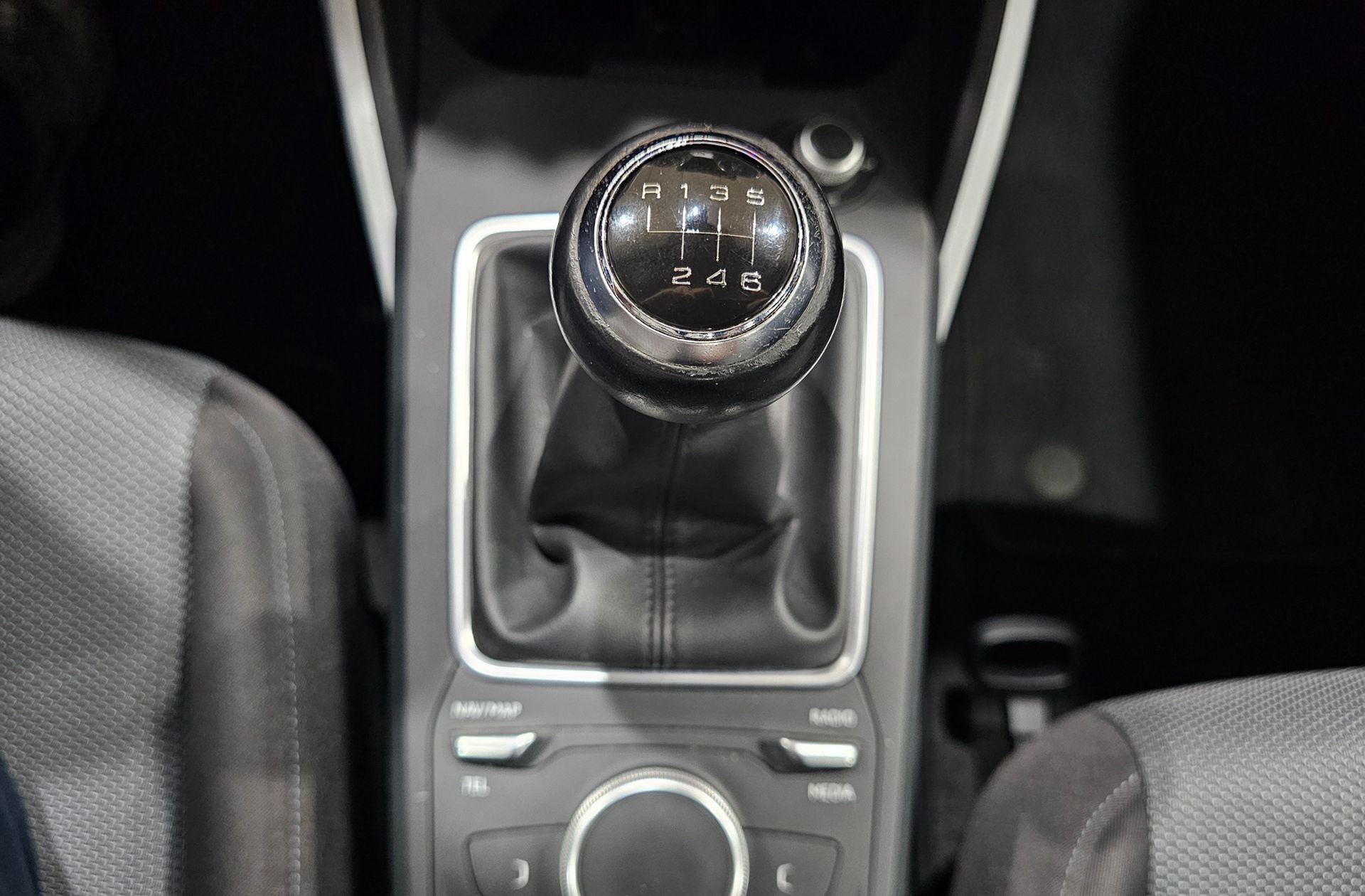 Audi Q2 design 30 TFSI - foto 5