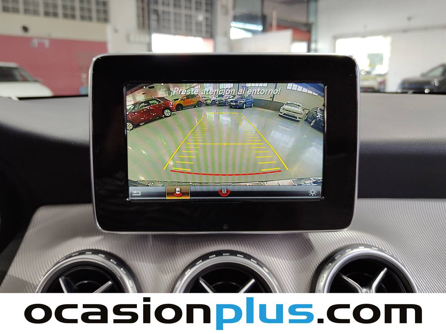 Equipamiento del Mercedes GLA Mercedes GLA 200 d Urban (136 CV)