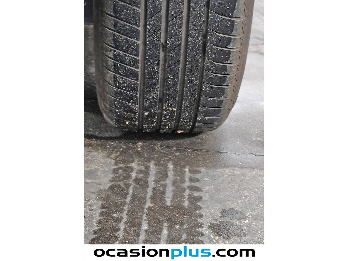 Foto Nissan JUKE Nissan Juke DIG-T N-Connecta 4x2 DCT (114 CV)