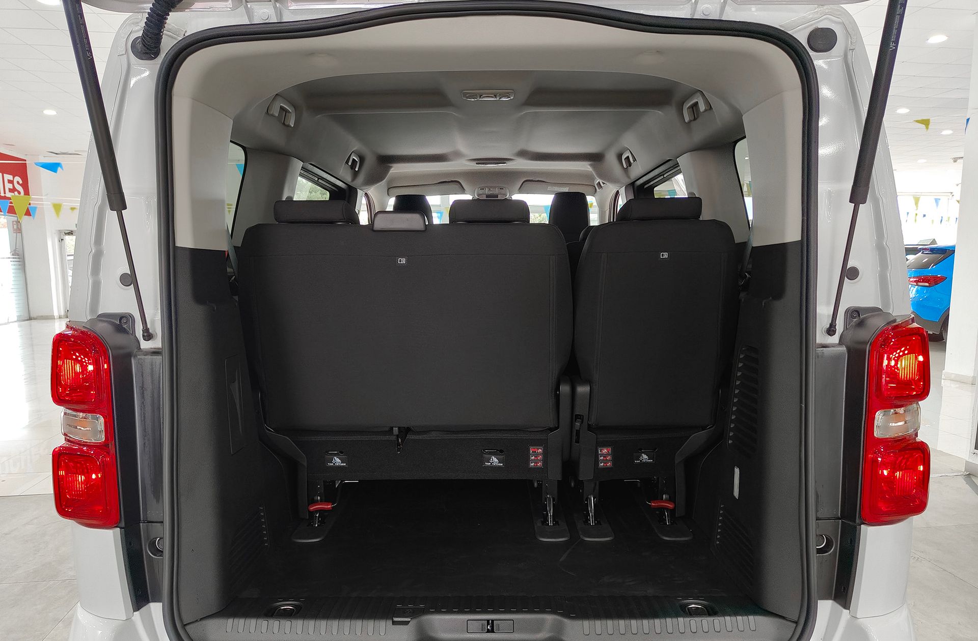 Fiat Ulysse BlueHDi 180 Talla M AT8 8 plazas - foto 17