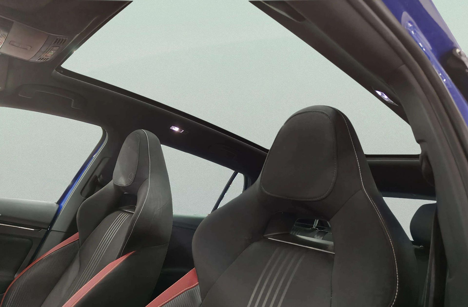 Škoda Scala 1.0 TSI Montecarlo DSG - foto 7