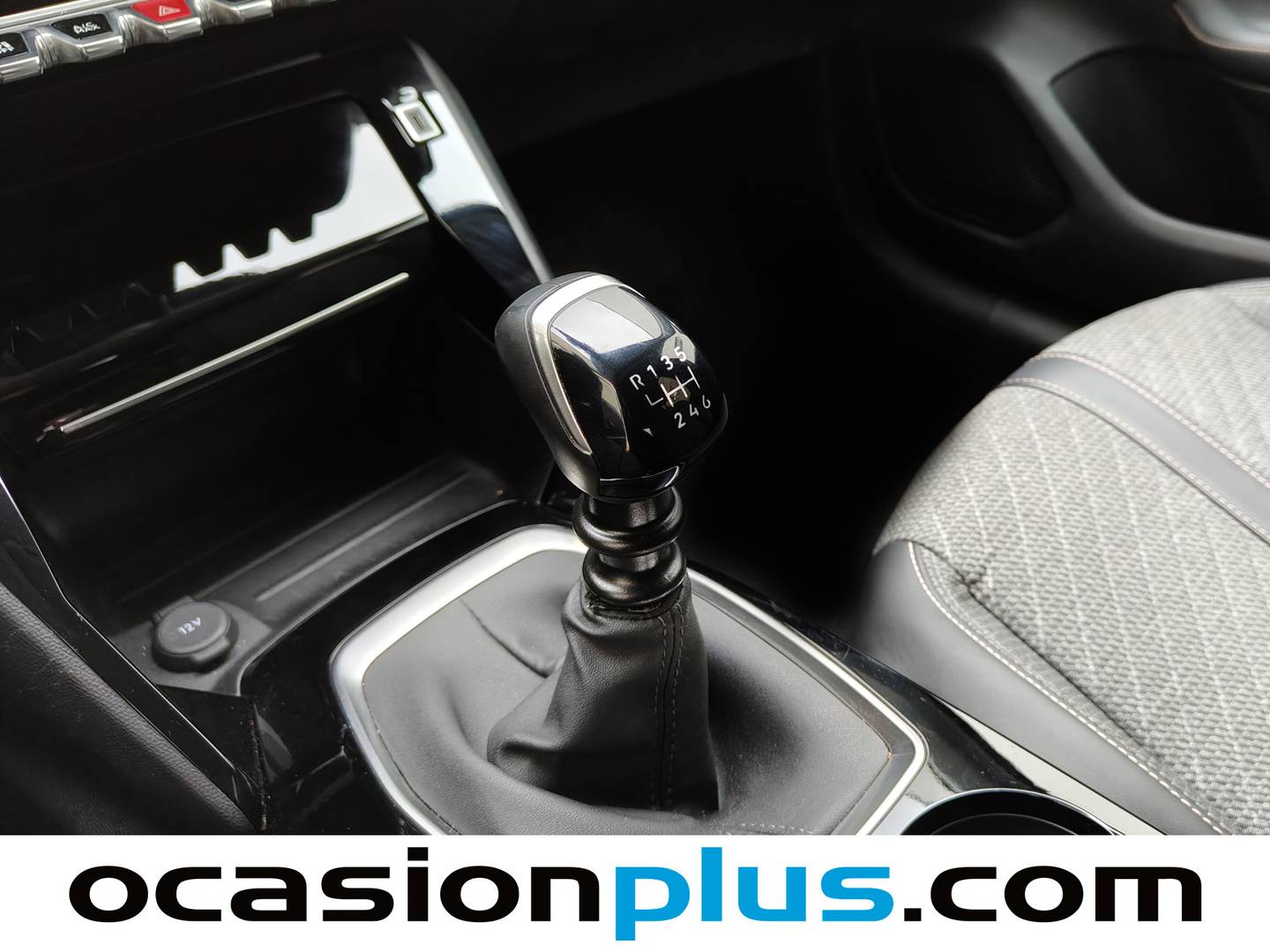 Foto Peugeot 208 Peugeot 208 PureTech 100 Allure (100 CV)