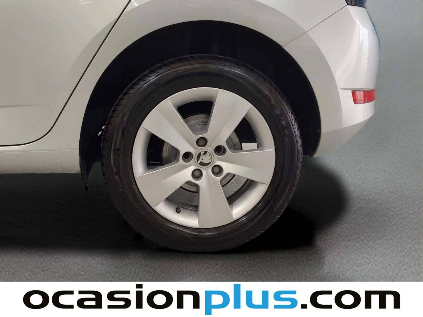 Skoda Fabia Skoda Fabia 1.0 MPI Like (75 CV) de segunda mano