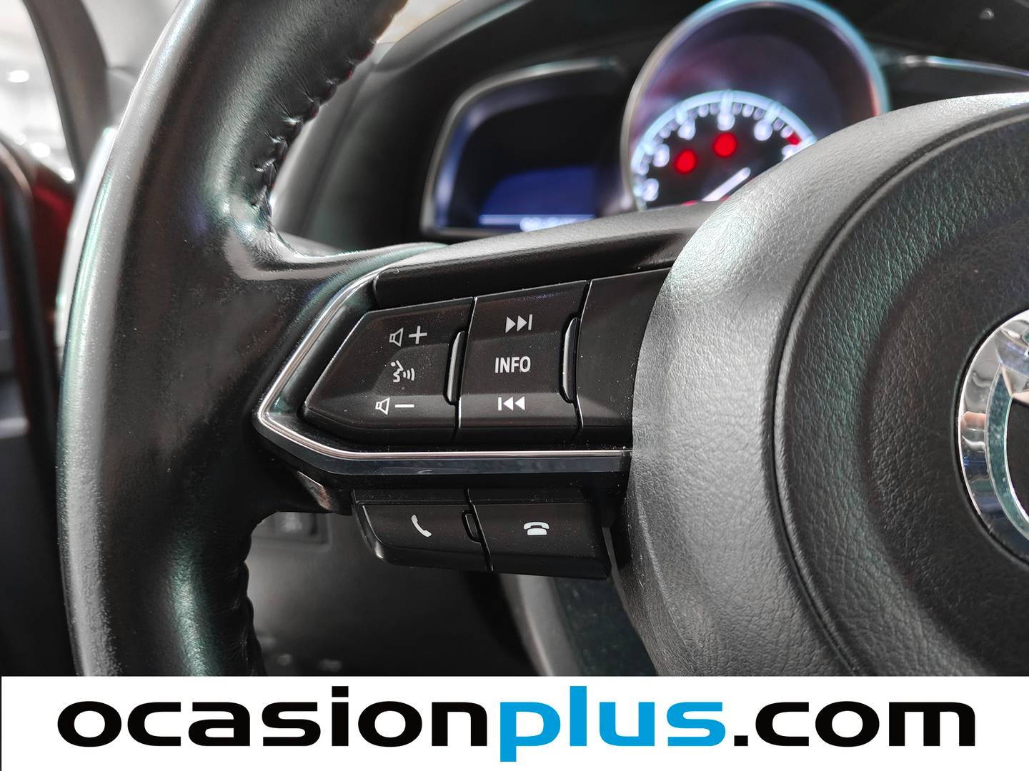 Foto Mazda Mazda3 Mazda Mazda 3 2.0 GE Sedan Luxury MT  (120 CV)