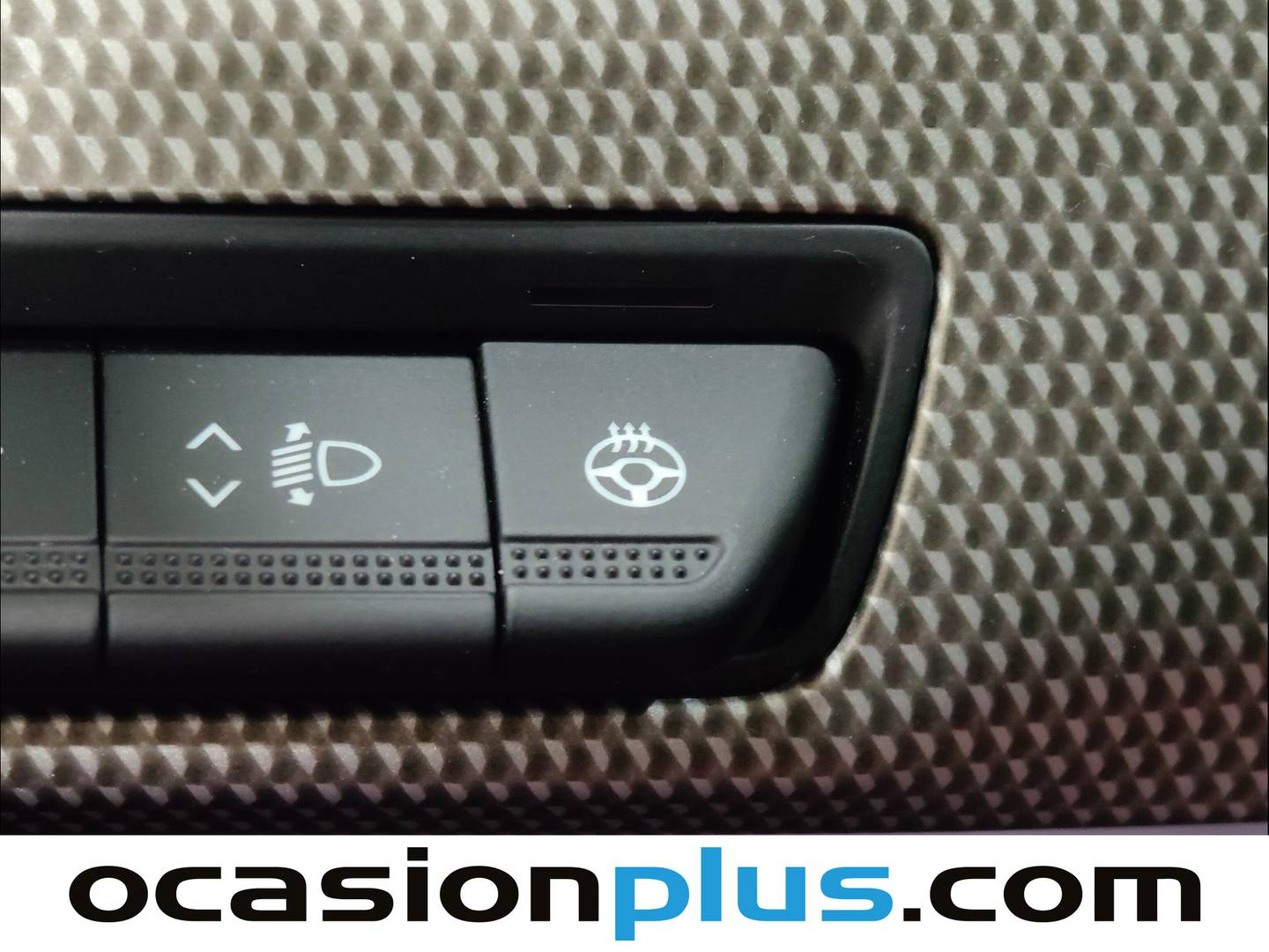 Equipamiento del Renault Arkana Renault Arkana Techno TCe 140 Mild hybrid EDC (140 CV)