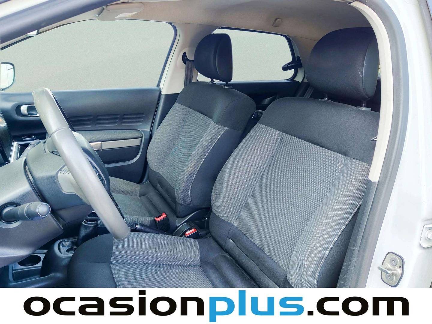 Foto asientos delanteros Citroën C4 Cactus Citroen C4 Cactus BlueHDi 100 Shine (100 CV)