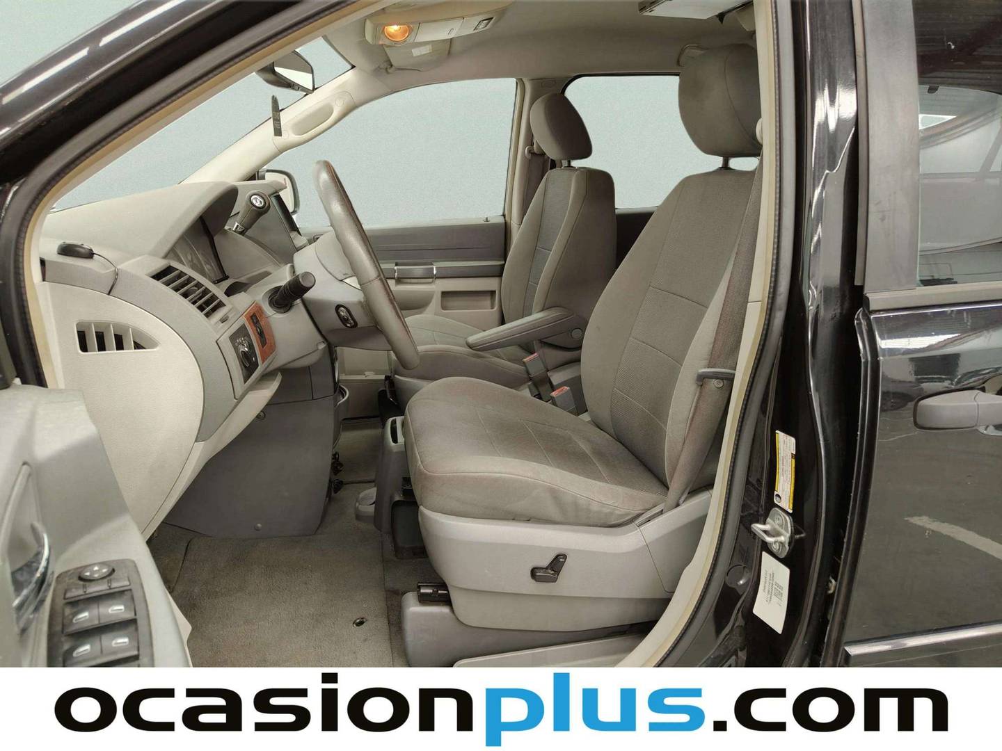 Foto asientos traseros Chrysler Grand Voyager Chrysler Grand Voyager 2.8 CRD LX (163 CV) 7 Plazas
