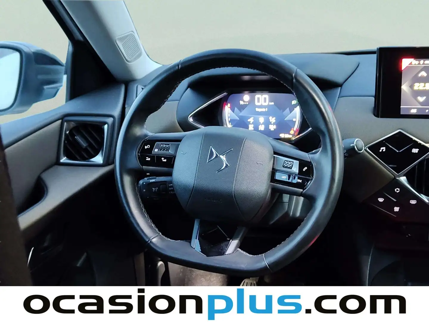 Foto DS DS 3 Crossback DS DS3 Crossback BlueHDi 100 So Chic (100 CV)