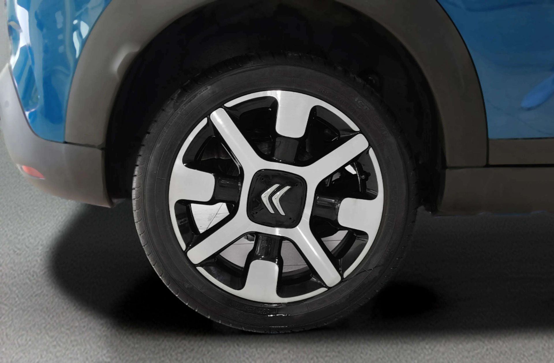 Citroën C4 Cactus BlueHDi 100 Shine - foto 38