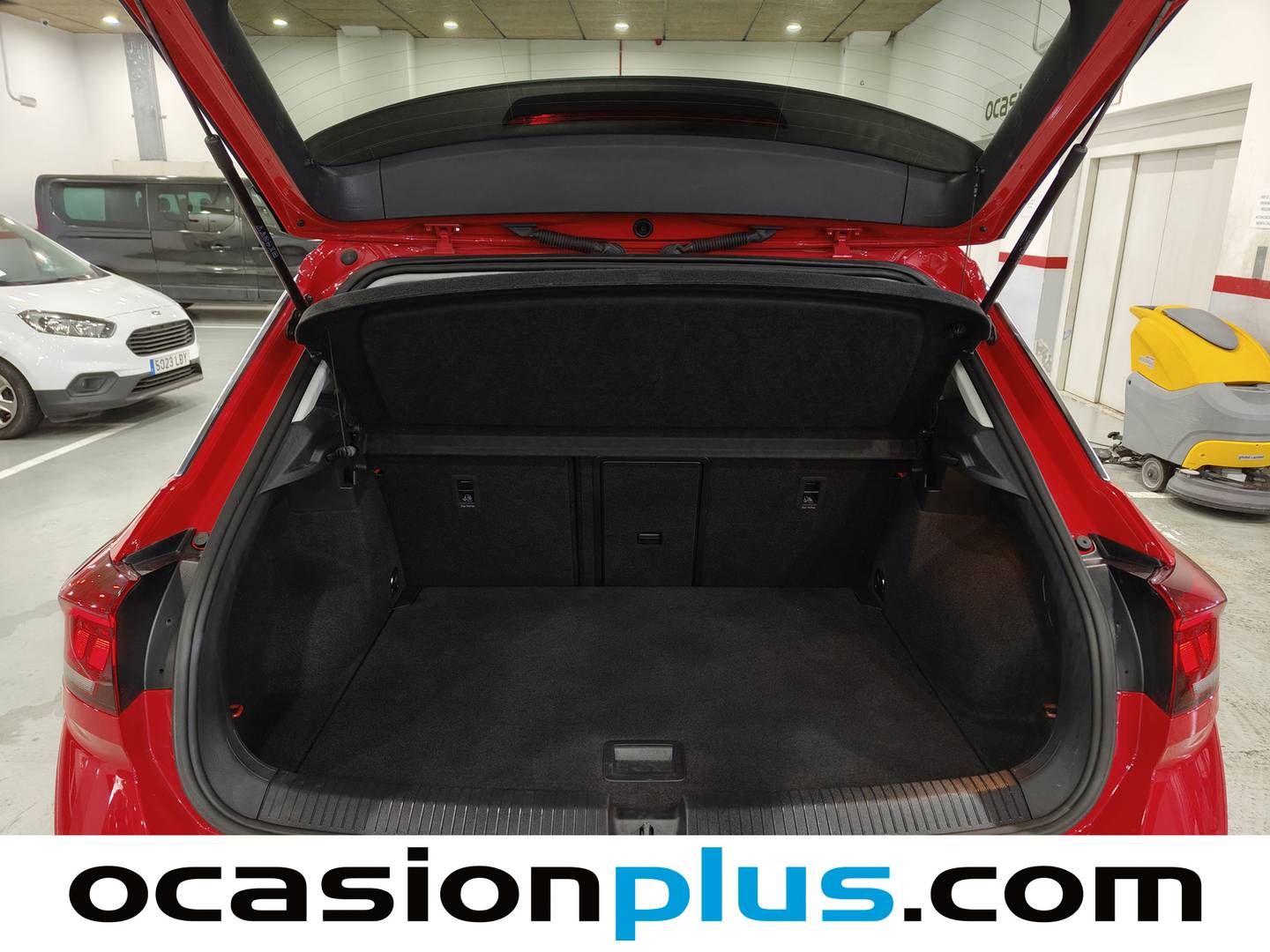 Foto Volkswagen T-Roc Volkswagen T-Roc Advance R-Line 1.0 TSI (110 CV)