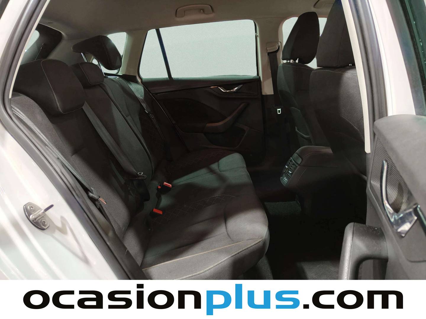 Skoda Kamiq Skoda Kamiq 1.0 TSI Ambition (110 CV) gasolina