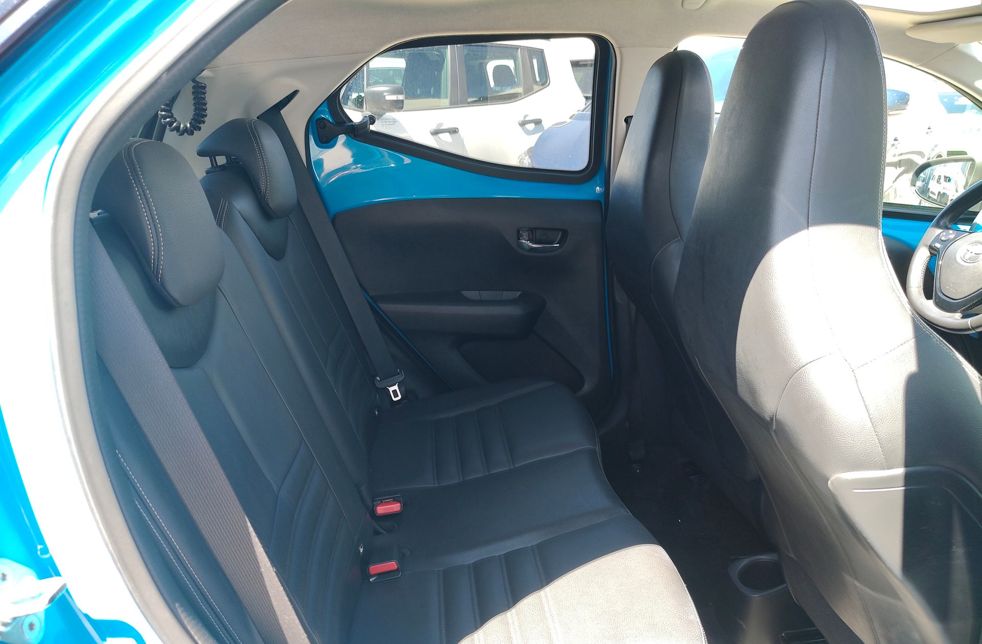 Toyota Aygo 70 x-wave - foto 16