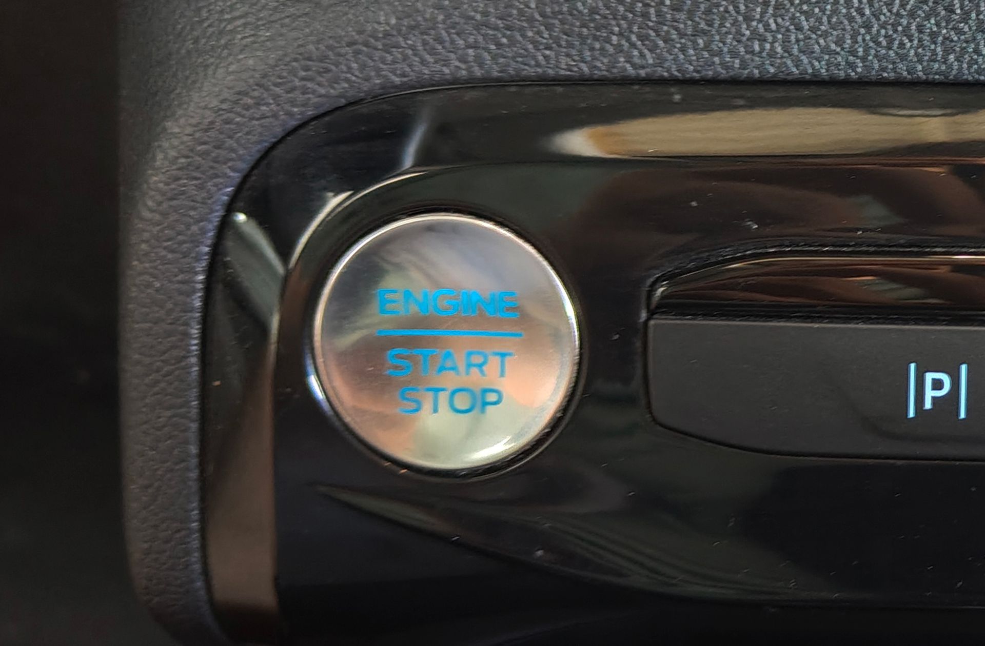 Ford Kuga 2.5 Duratec PHEV Active X - foto 37