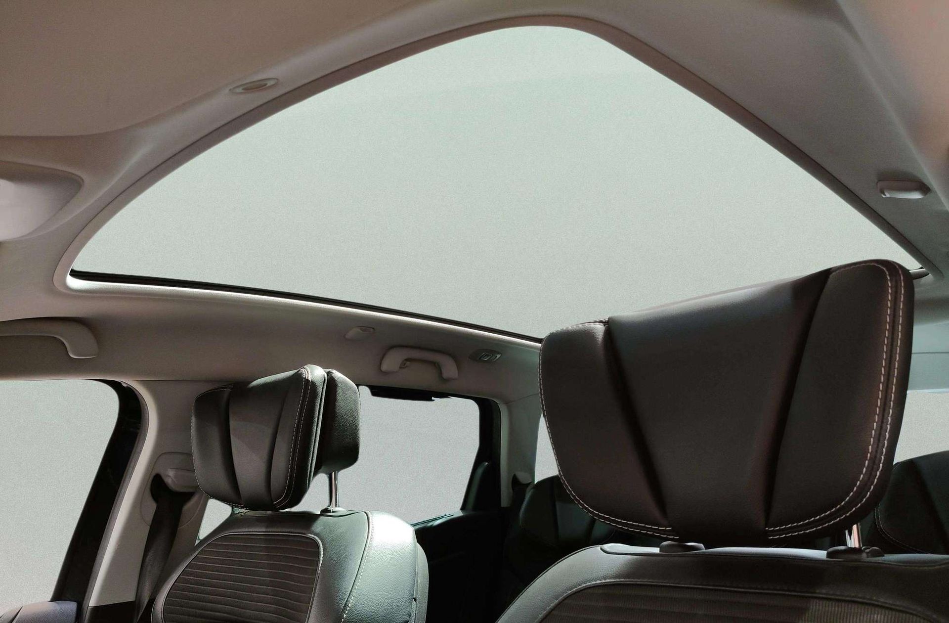 Renault Grand Scénic Edition One dCi - foto 7