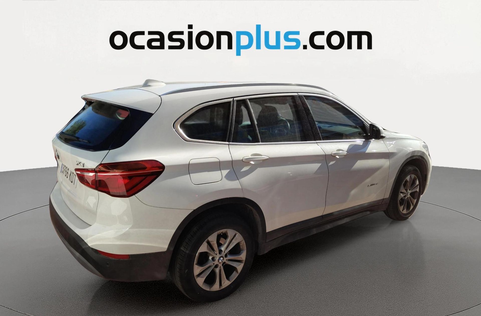 BMW X1 sDrive18d Business - foto 4