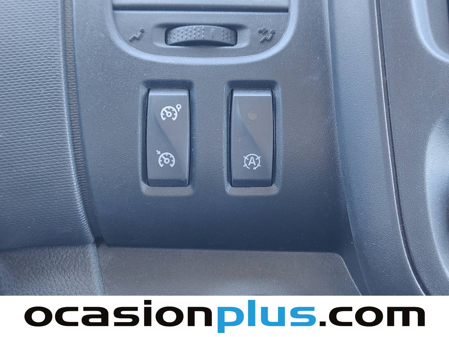 Equipamiento del Fiat Talento Fiat Talento Furgon 2.0 MultiJet Base Corto (120 CV)