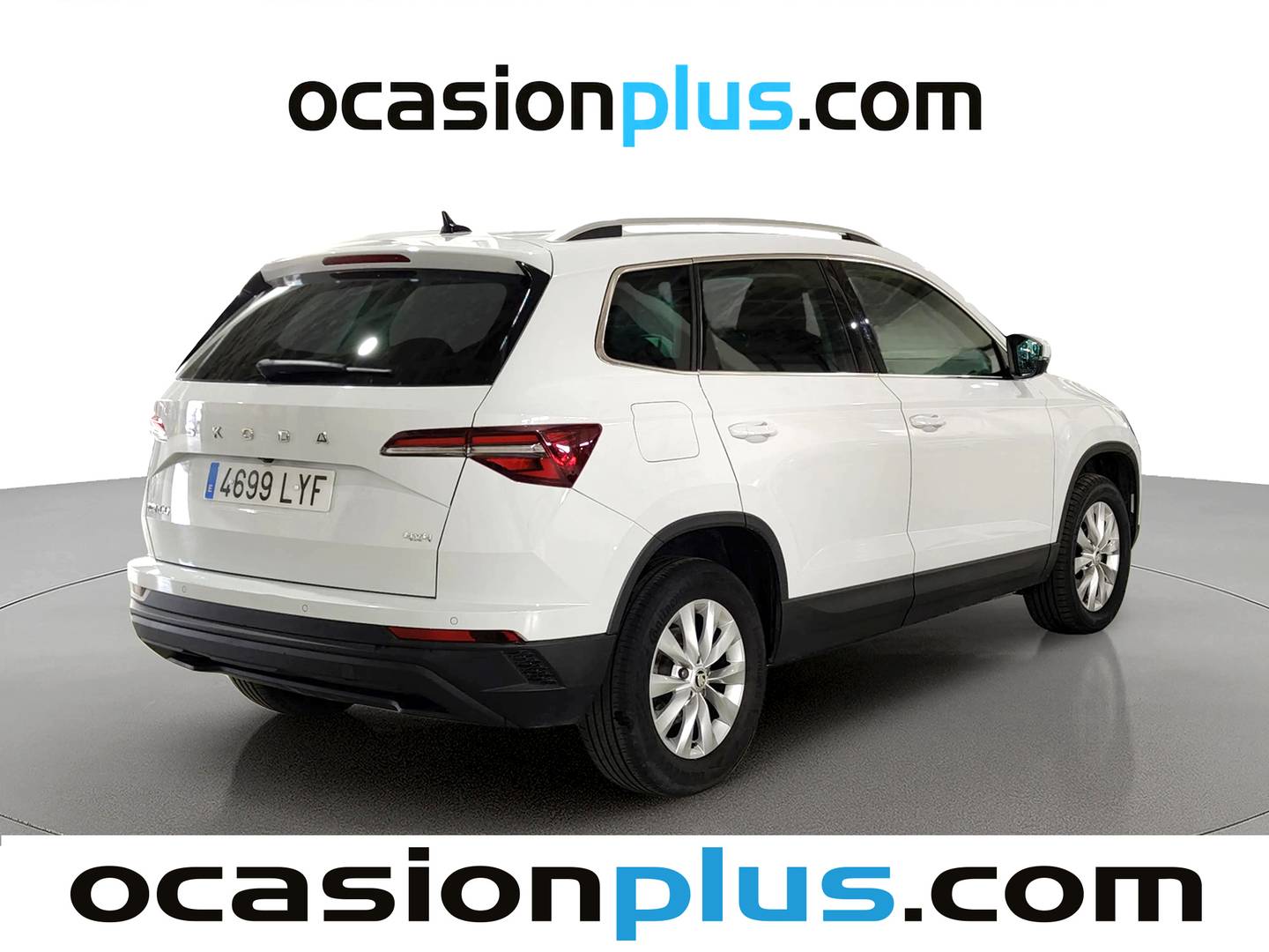 Foto trasera Skoda Karoq Skoda Karoq 2.0 TDI Ambition 4X4 DSG (150 CV) izquierda