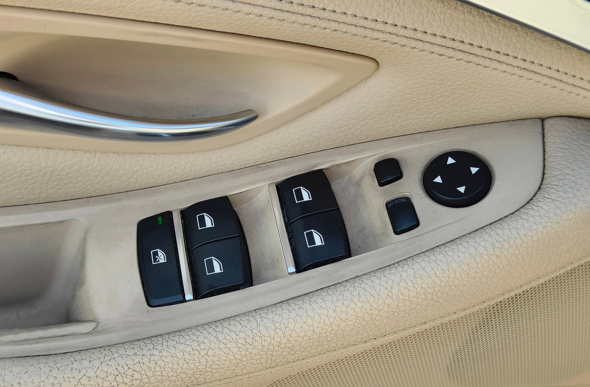 BMW Serie 5 528i - foto 19