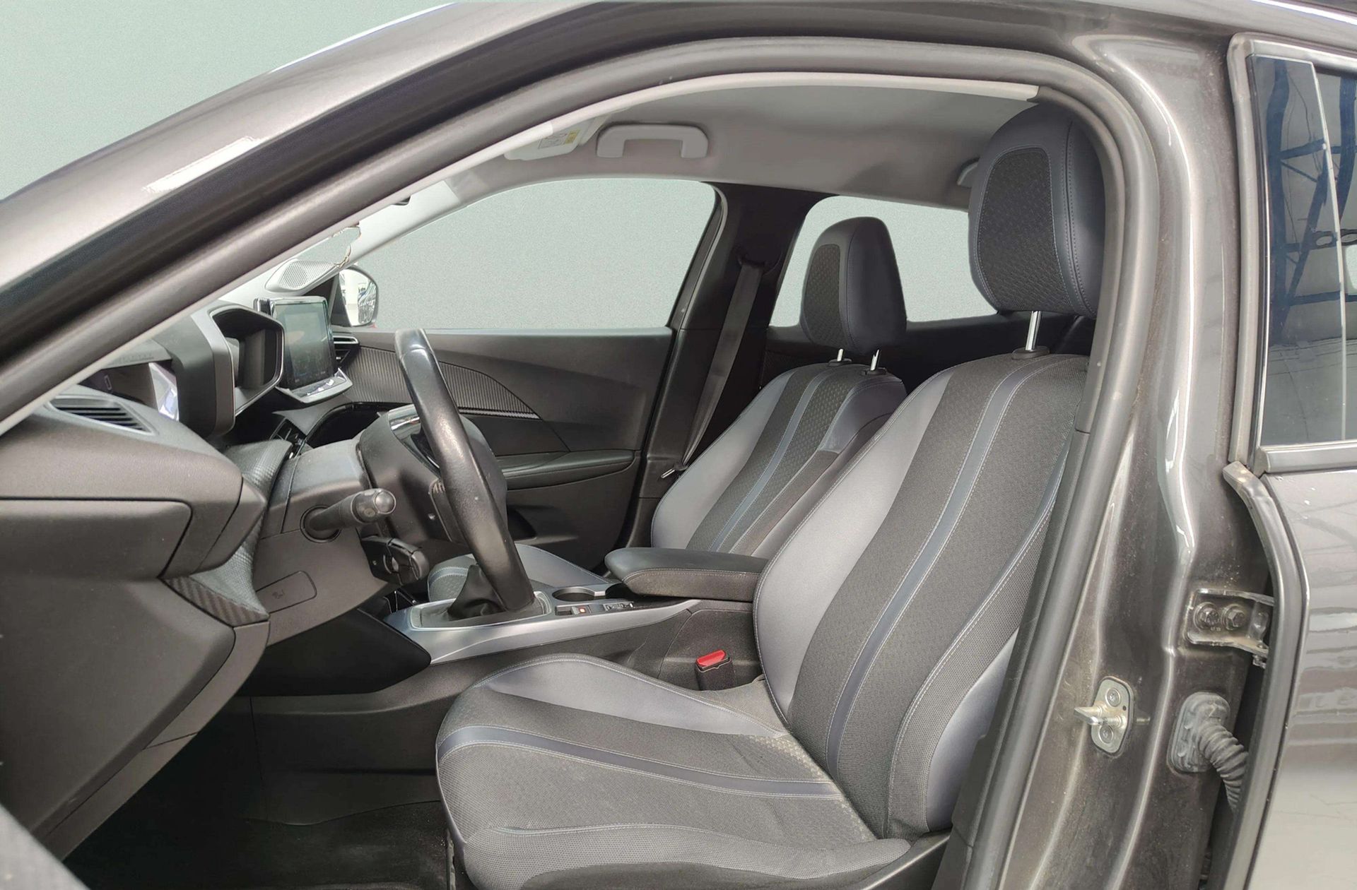 Peugeot 2008 PureTech 130 Allure - foto 10