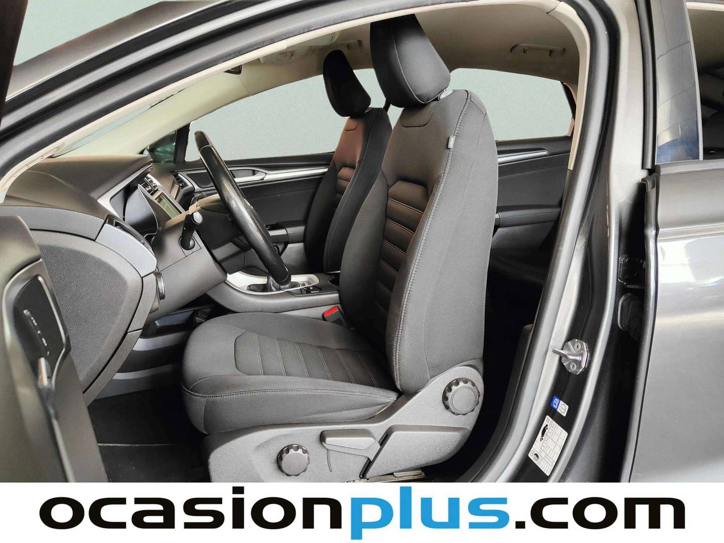 Foto asientos delanteros Ford Mondeo Ford Mondeo 1.5 TDCI Trend (120 CV)