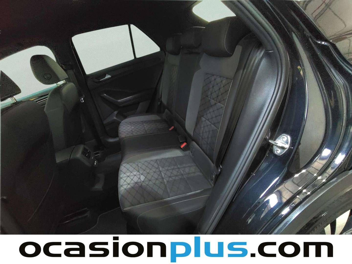 Foto Volkswagen T-Roc Volkswagen T-Roc R-Line 2.0 TDI (150 CV) DSG siete plazas