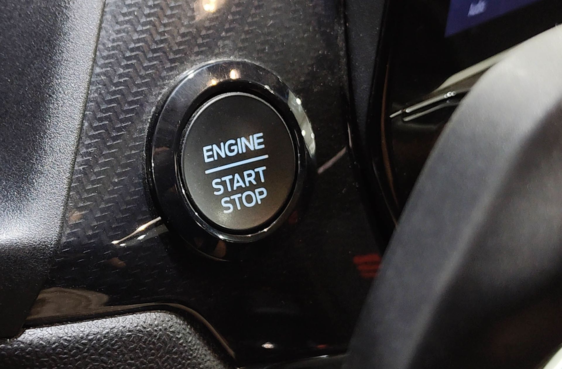 Ford Fiesta 1.0 EcoBoost MHEV ST-Line X - foto 30