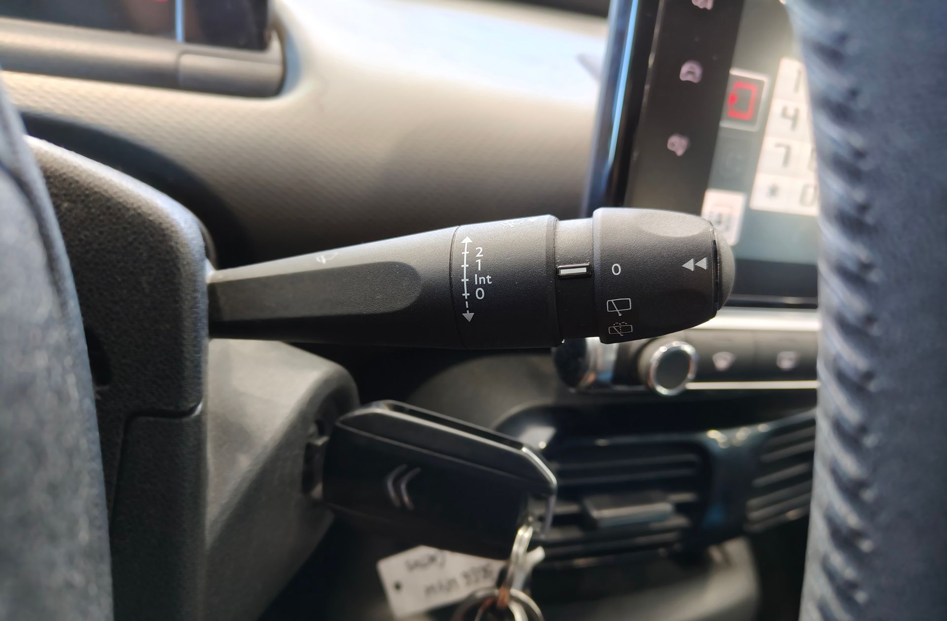 Citroën C4 Cactus 1.2 VTi Feel Fine - foto 24