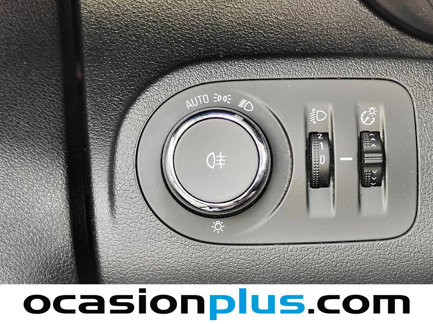 Equipamiento del Opel Combo Opel Combo Cargo 1.5 Diesel L 1000kg (102 CV)