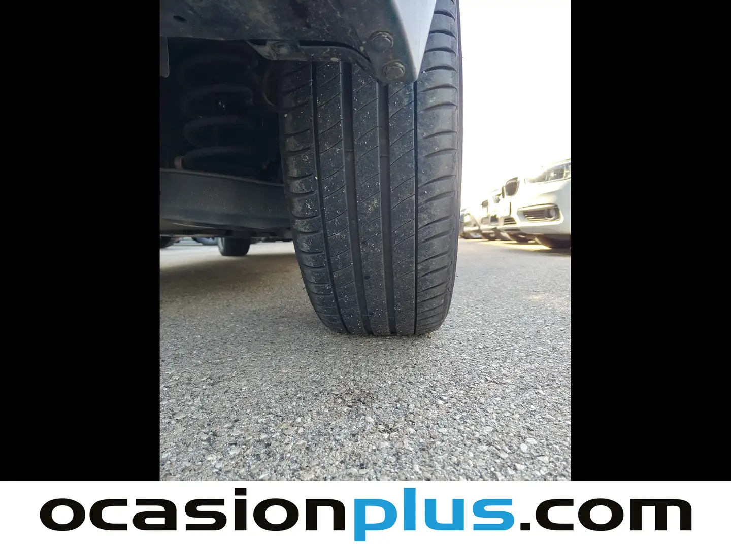 Foto Toyota C-HR Toyota C-HR 1.8 125H Advance (122 CV)