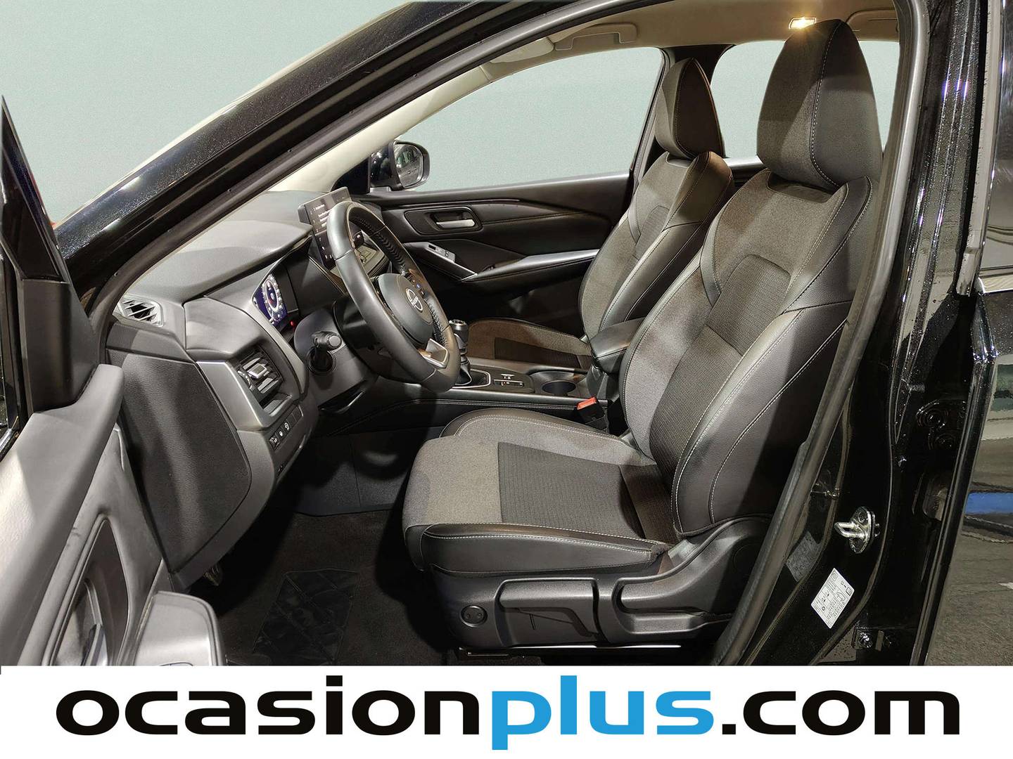 Foto Nissan QASHQAI Nissan Qashqai DIG-T 140 mHEV N-Connecta 103 kW (140 CV)