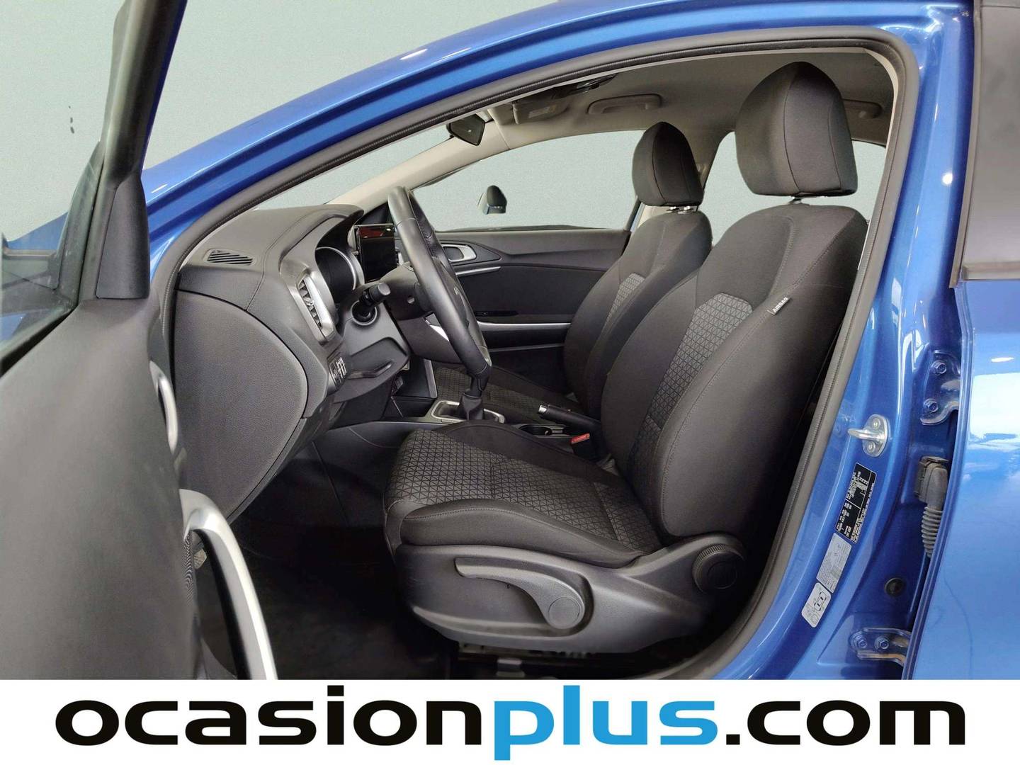 Foto asientos delanteros KIA Ceed KIA Ceed 1.0 T-GDi Concept (100 CV)