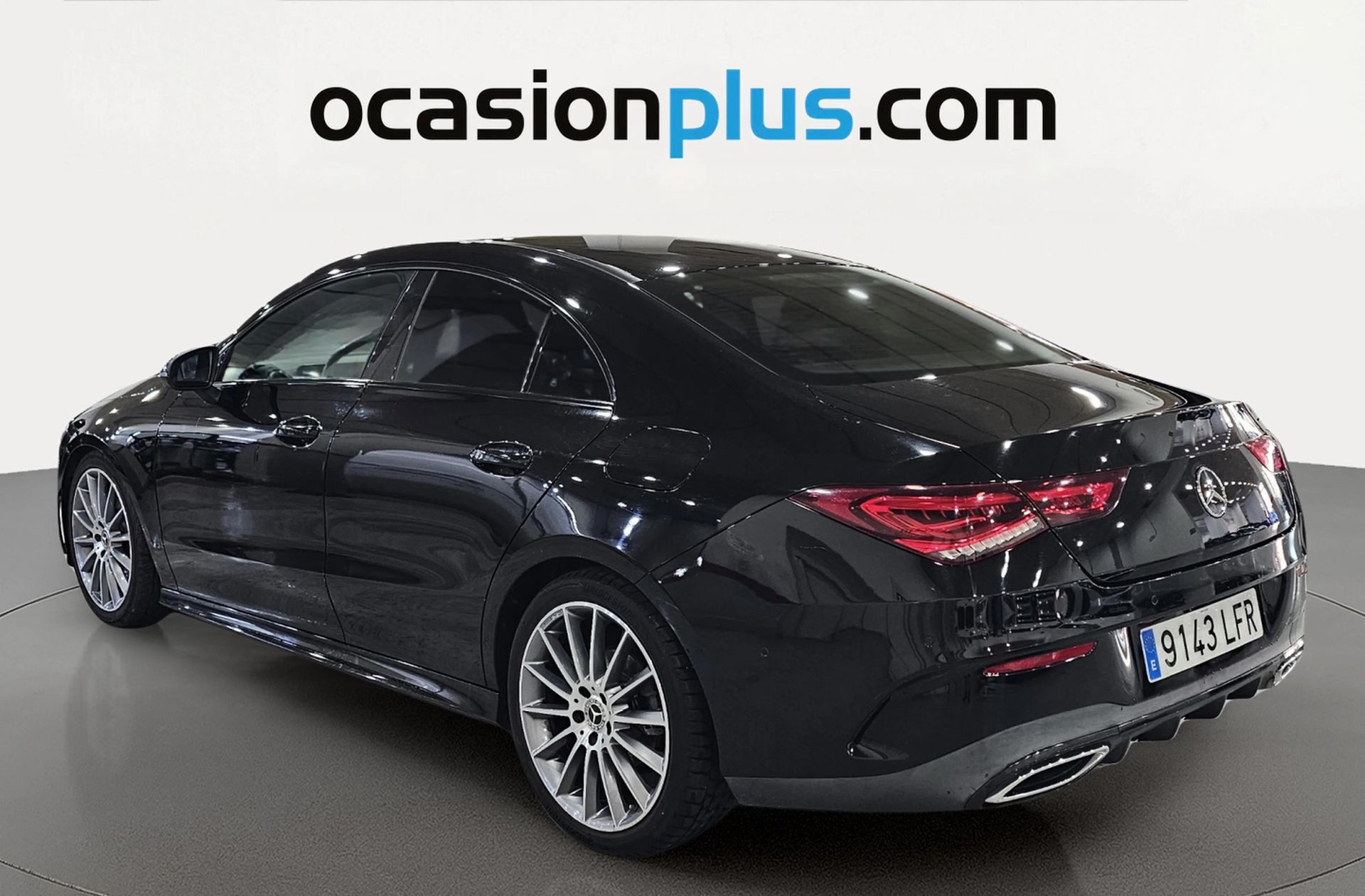 Mercedes-Benz CLA 180 Pack AMG - foto 3