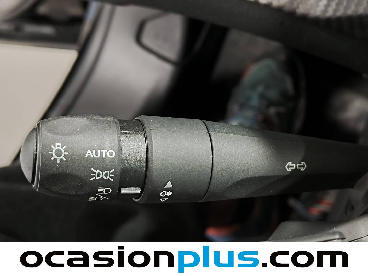 Accesorios del Peugeot 2008 Peugeot 2008 Allure Hybrid eDCS6 (145 CV)