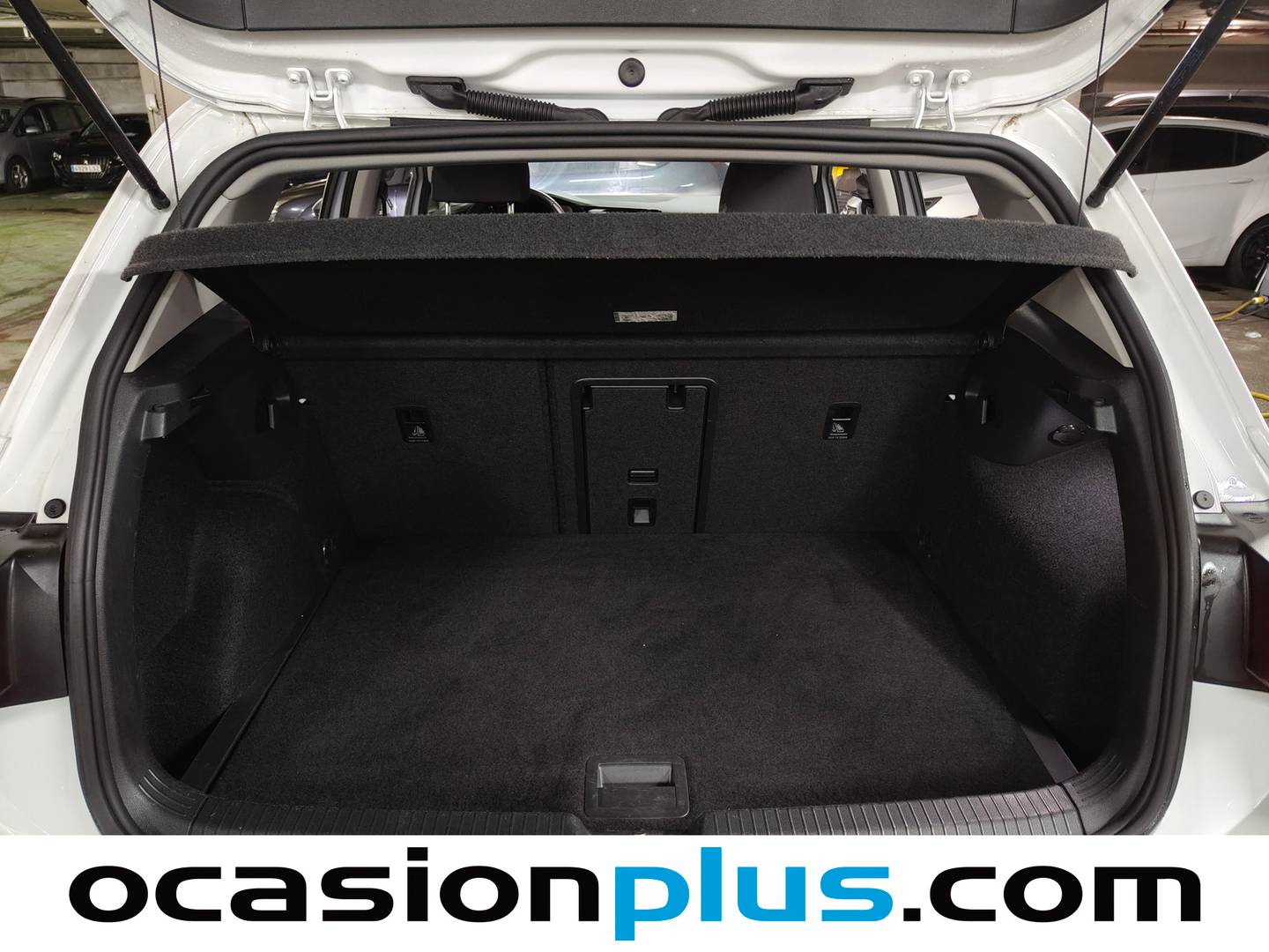 Fotos maletero Volkswagen Golf Volkswagen Golf Style 1.5 eTSI (150 CV) DSG