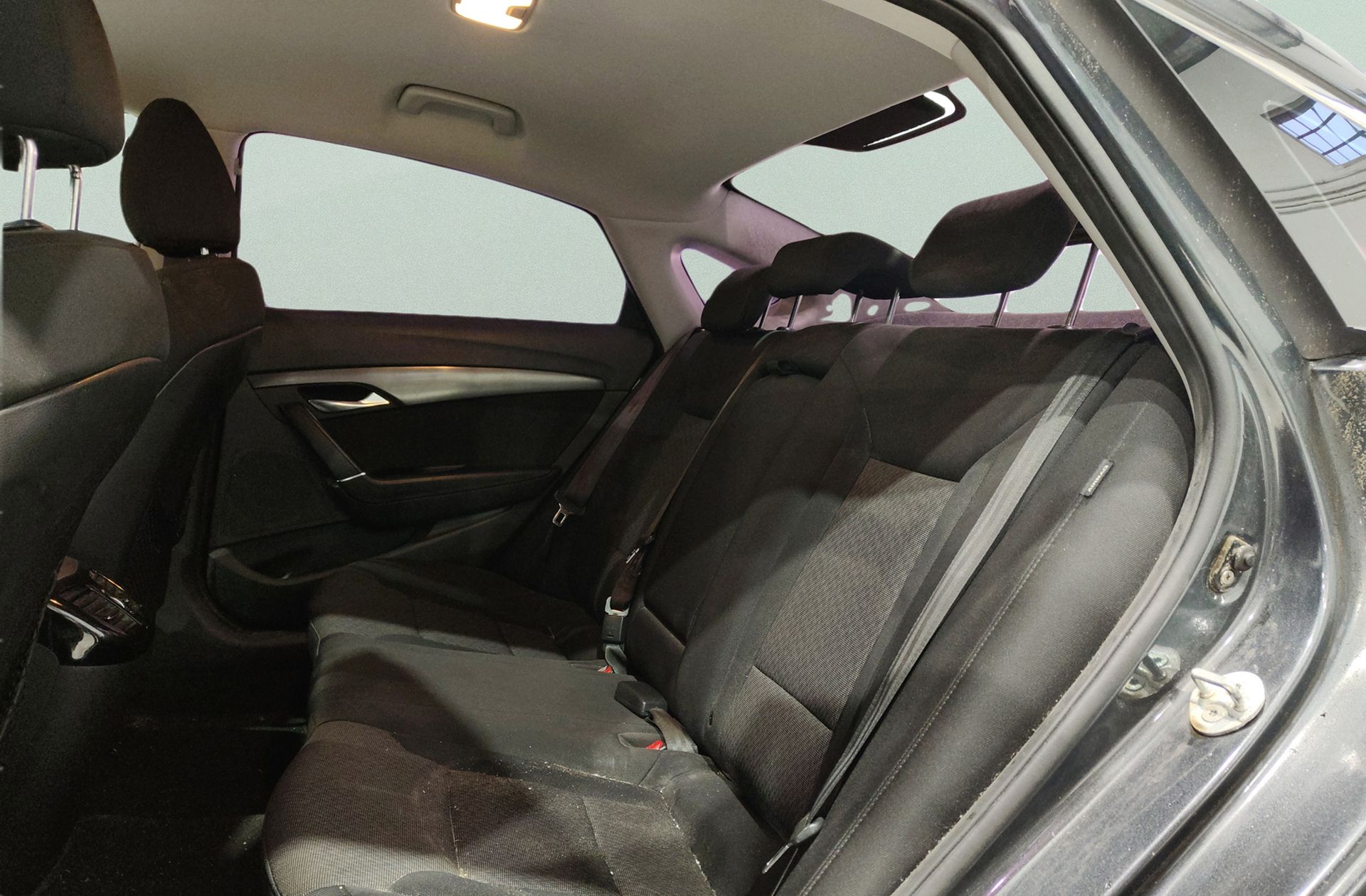 Hyundai i40 1.7 CRDi BlueDrive Tecno - foto 9