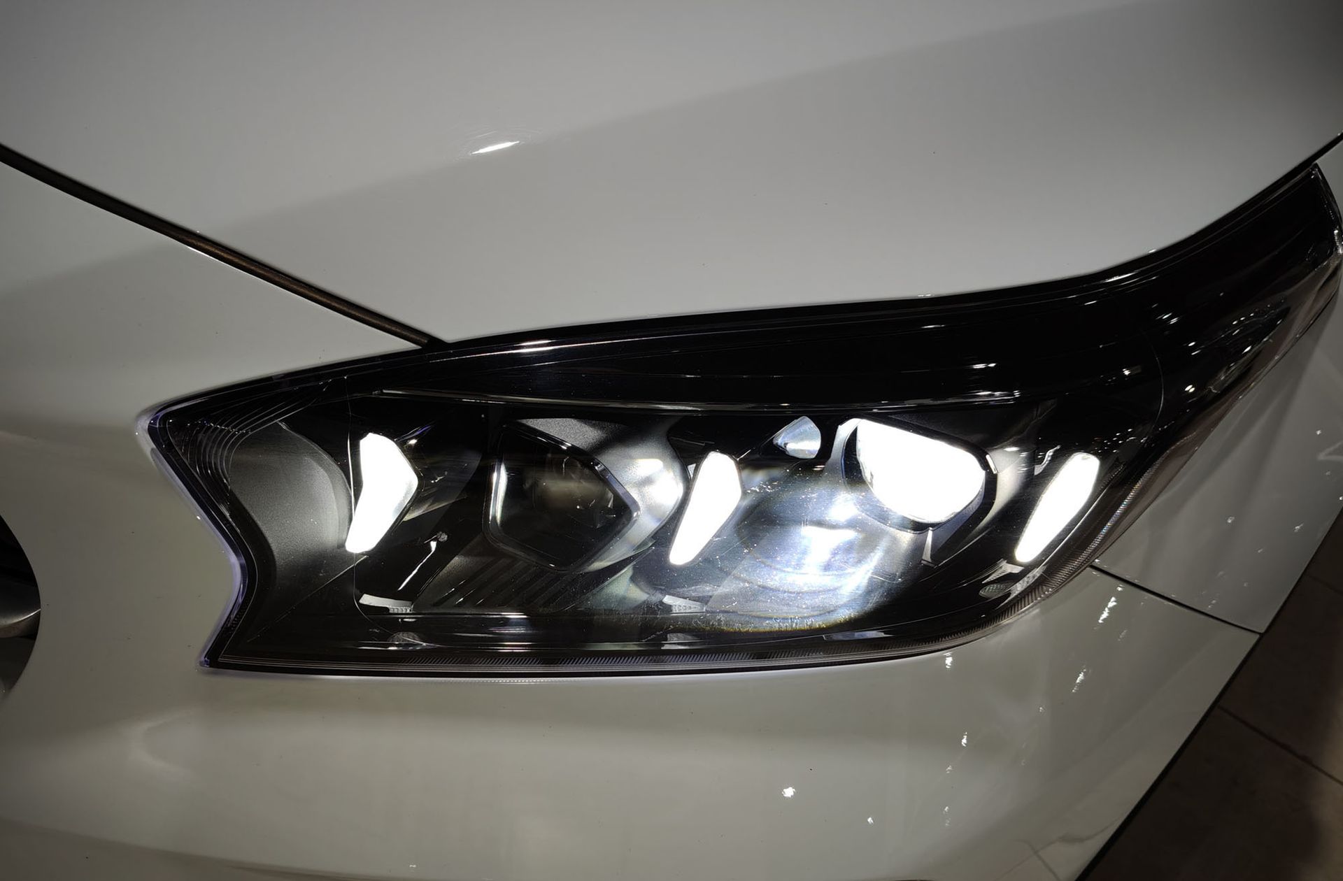Kia XCeed 1.0 T-GDi Drive - foto 14