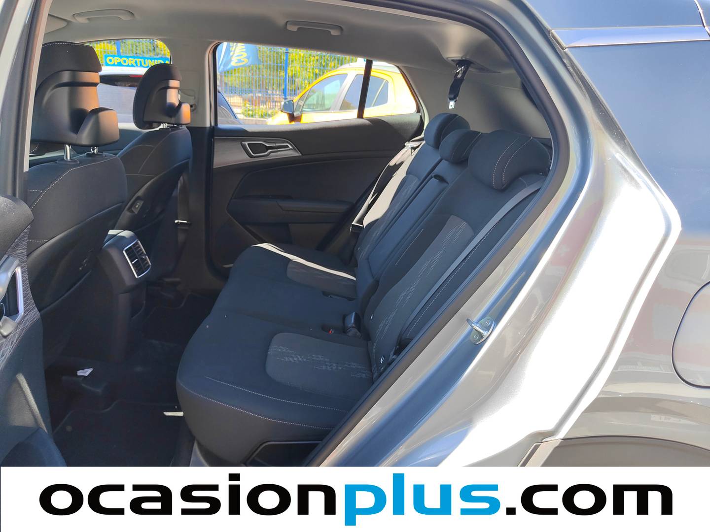 Foto asientos traseros KIA Sportage KIA Sportage 1.6 CRDi MHEV Drive 4x2 (136 CV)