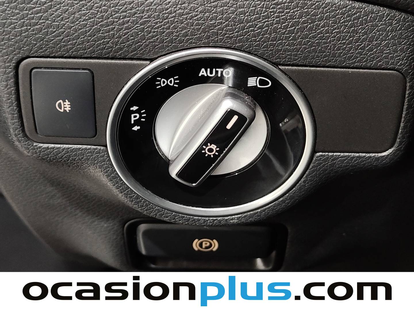 Foto Mercedes CLA Mercedes-Benz CLA CLA 200 d (136 CV) Paquete AMG