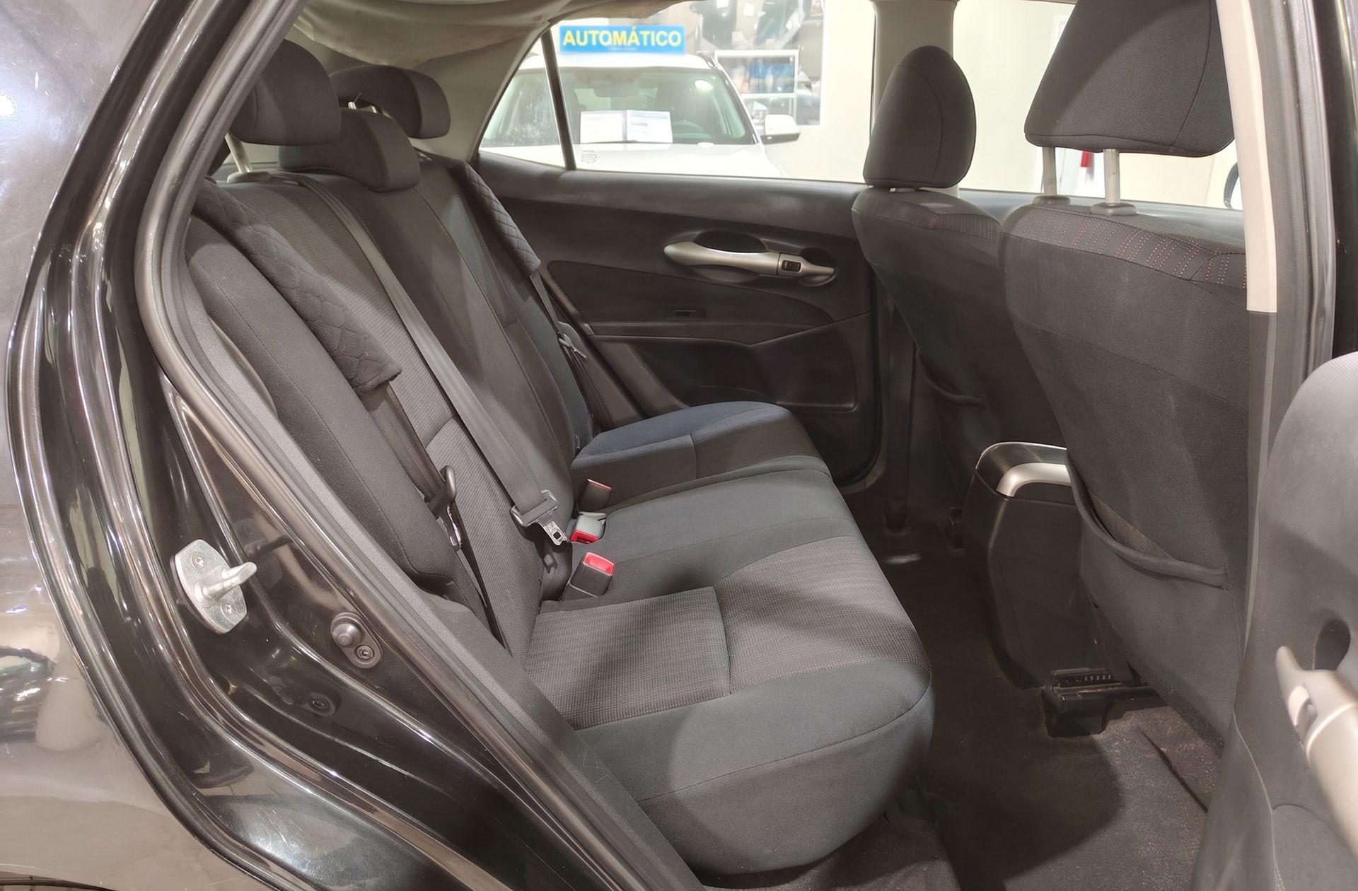 Toyota Auris 1.33 VVT-I Dual Live - foto 13