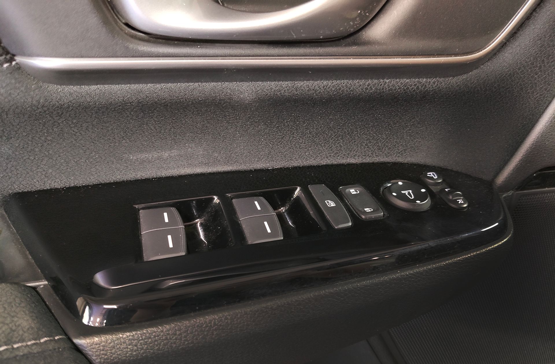Honda CR-V 2.0 i-MMD Elegance Navi - foto 37