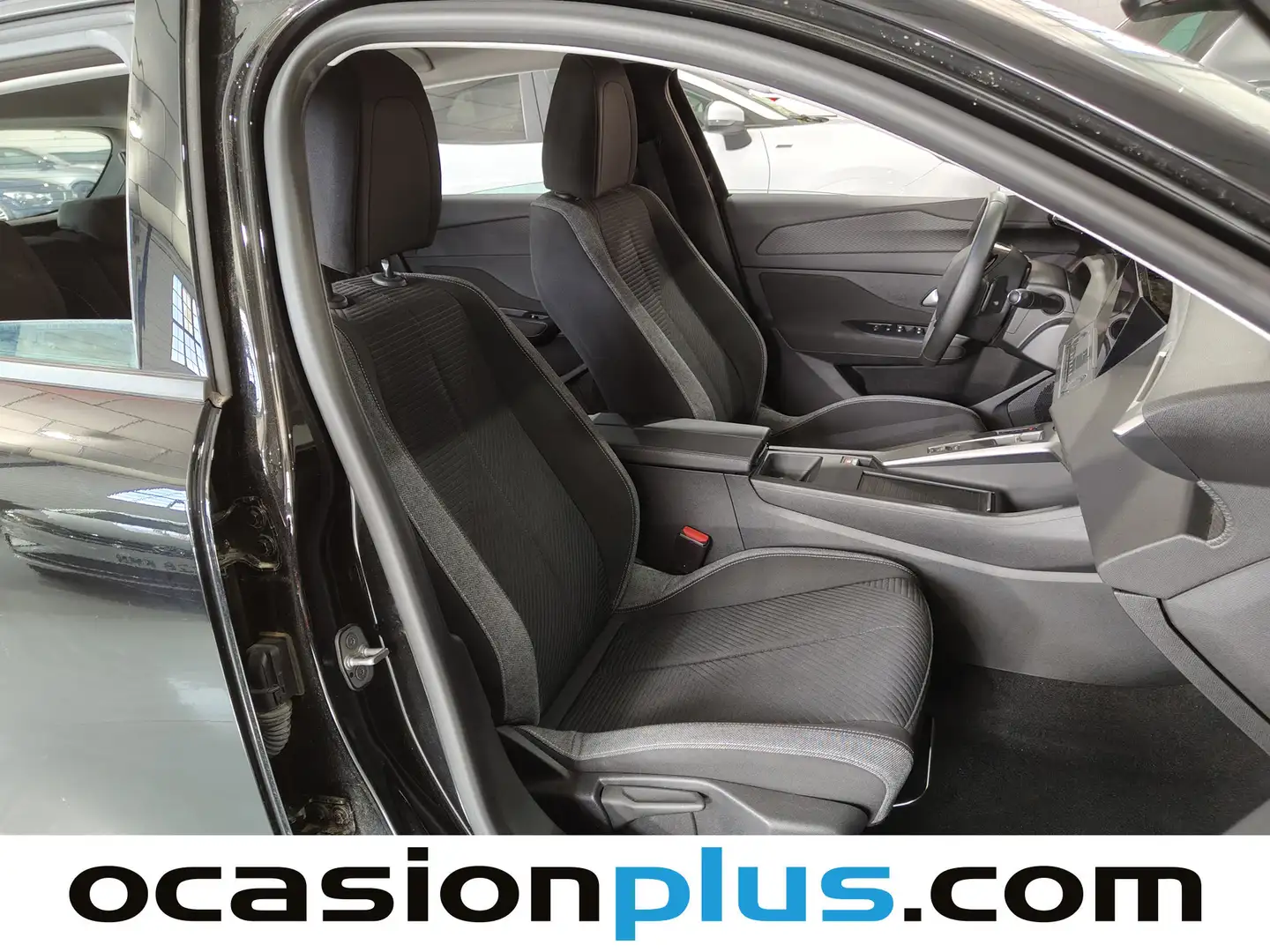 Foto Peugeot 308 Peugeot 308 PureTech 130 S&S Active EAT8 (130 CV)