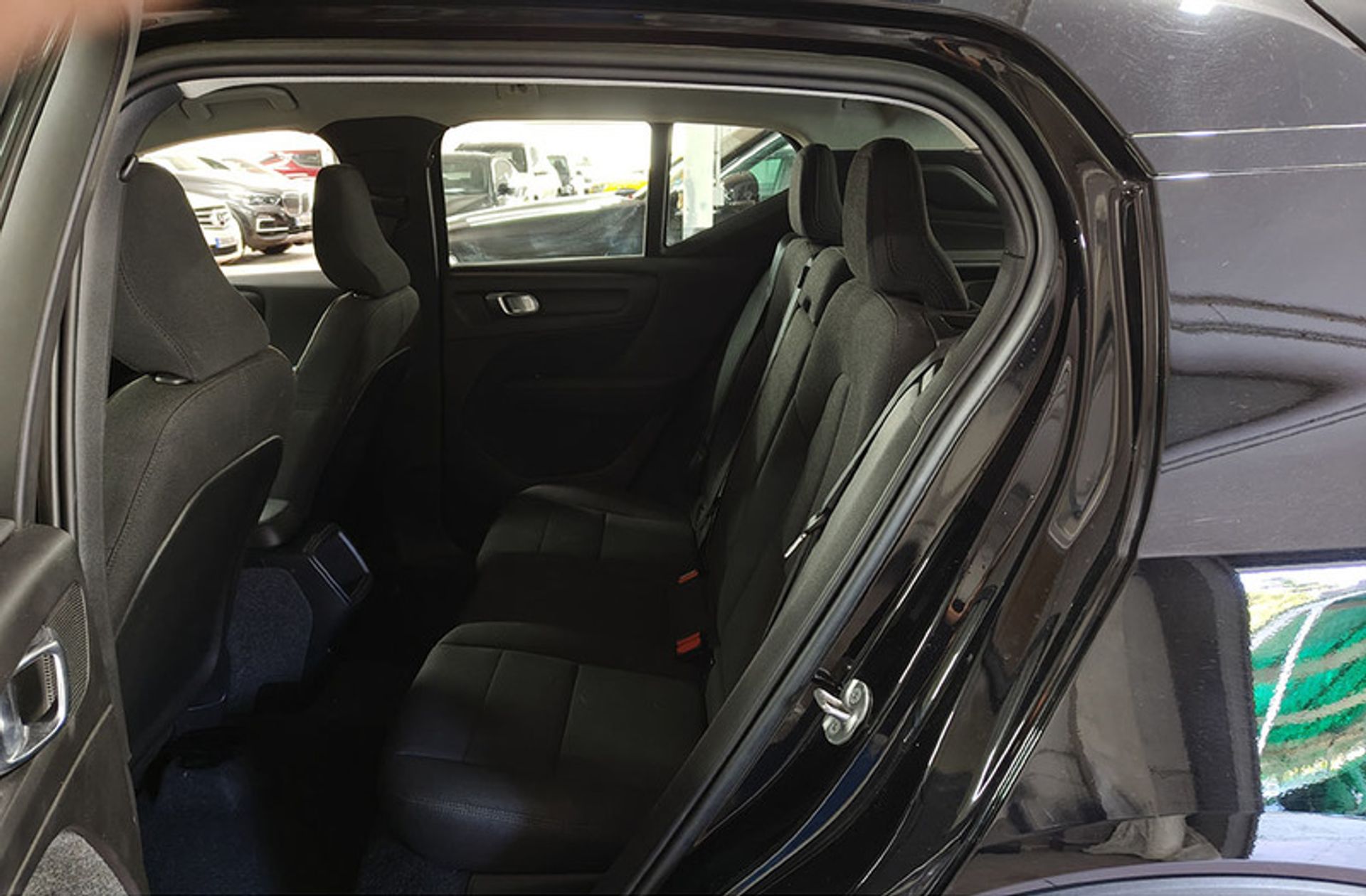 Volvo XC40 T2 Essential - foto 13
