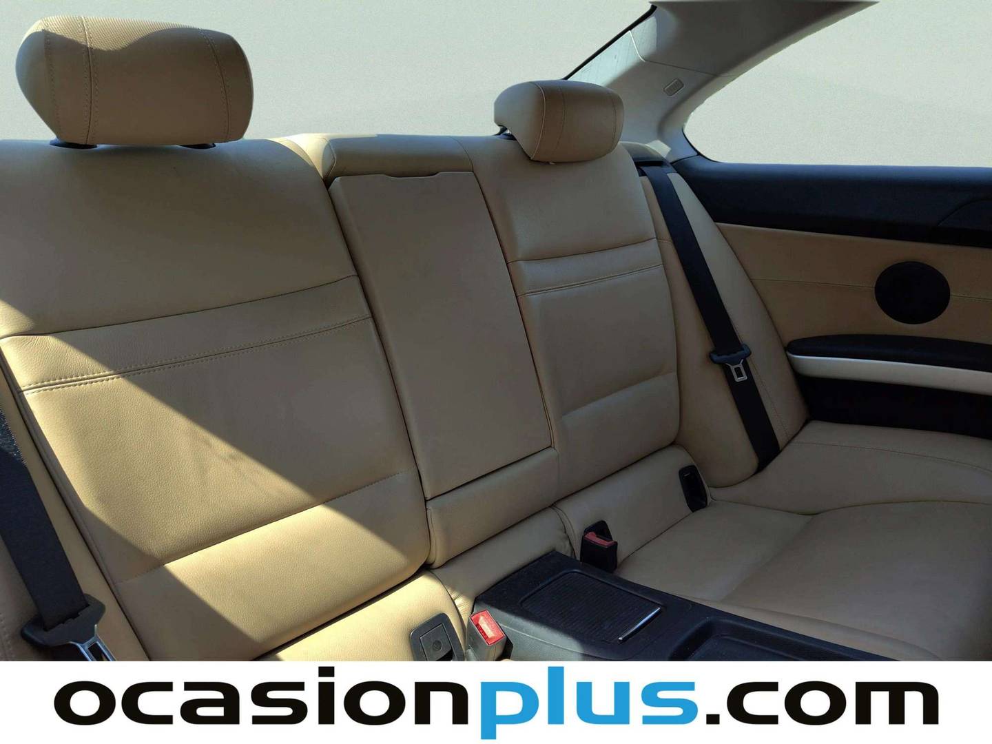Foto asientos traseros BMW Serie 3 BMW Serie 3 325i Coupe 160 kW (218 CV)